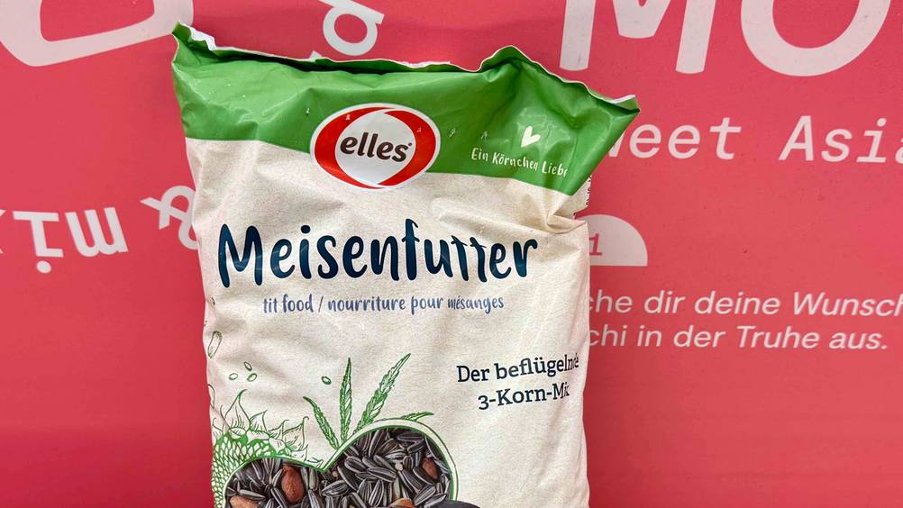 Wintervogelfutter getestet: Nahaufnahme der Vorderseite der Verpackung mit Logo und Artikelbezeichnung.
