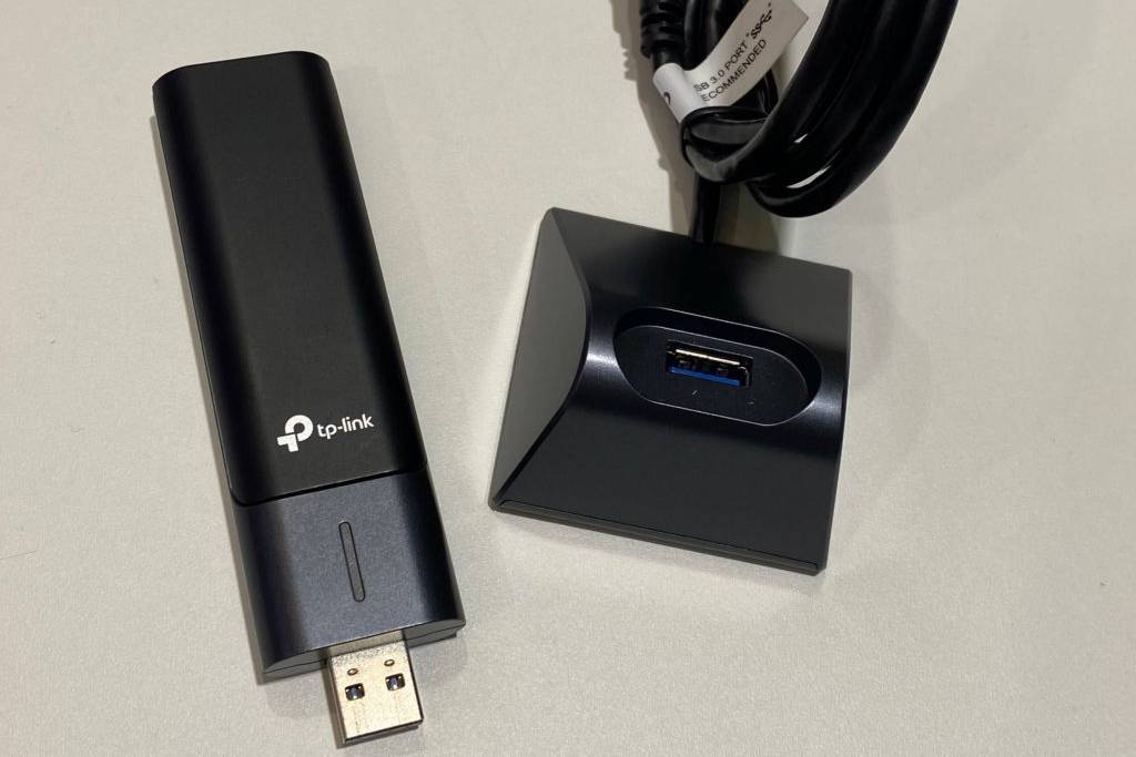 Getesteter Wlan-Stick mit Ladestation. 