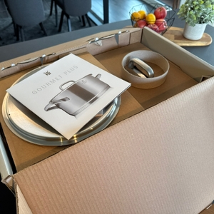 WMF Gourmet Plus im geöffneten Karton.