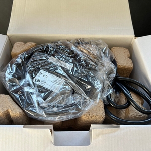 Karton geöffnet WMF-Lono-Wasserkocher