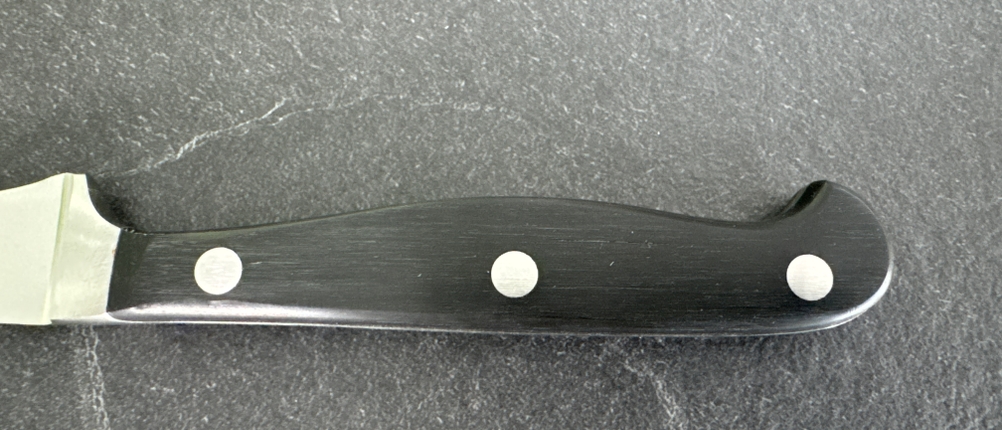 Der Griff des WMF Spitzenklasse Plus.