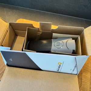 Geöffneter Karton des Wüsthof Easy Edge 3069730301