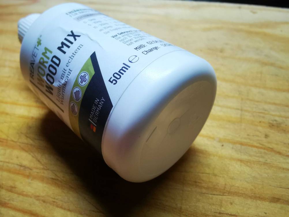 Wurmkur Katze getestet: Nahaufnahme des Bodens der Verpackung.