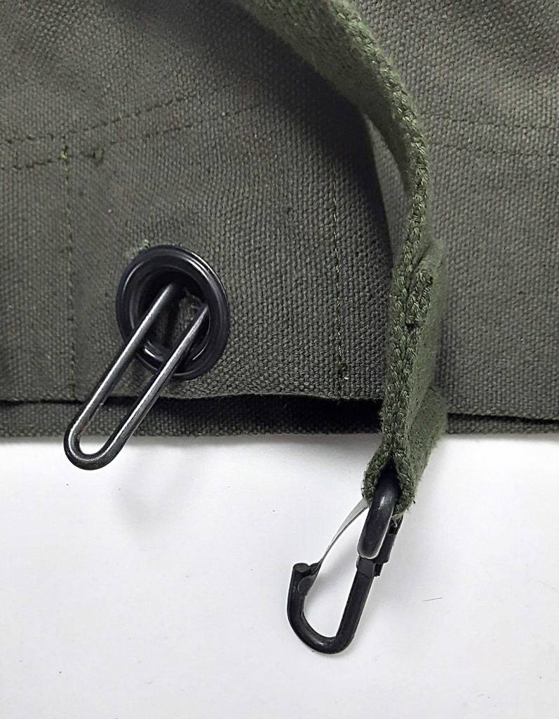 Seesack-Test: Detailansicht des Karabinerverschlusses.
