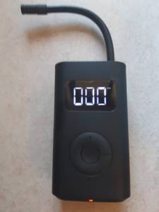 akku luftpumpe mit display