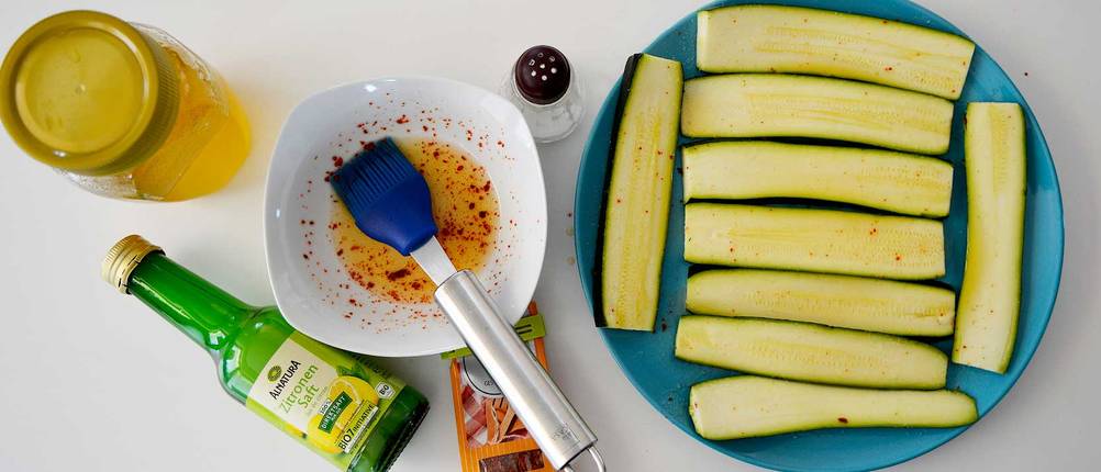 zucchini-einlegen-suess-sauer-oel