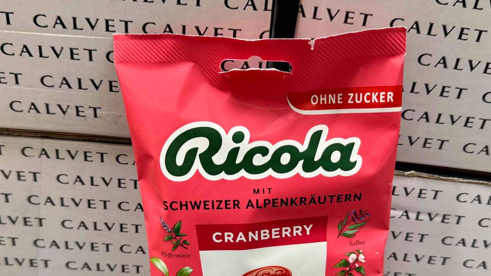 Zuckerfreie Süßigkeiten getestet: Nahaufnahme der Verpackung mit Logo und Artikelbezeichnung.