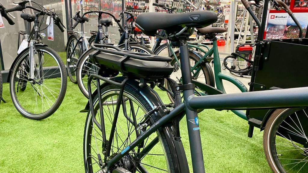 Sattel und Gepäckträger von einem getesteten Zündapp-E-Bike.