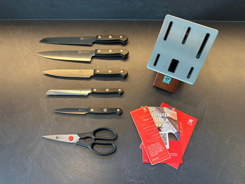 Der Lieferumfang vom Zwilling-1002451-Messerset.