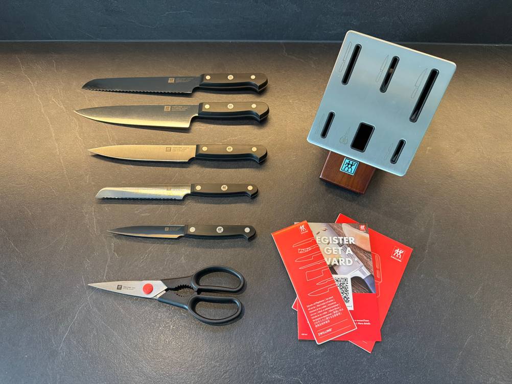 Der Lieferumfang vom Zwilling-1002451-Messerset.