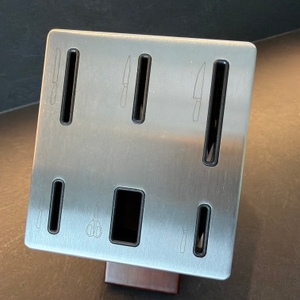 Die Oberseite vom Messerblock des Zwilling 1002451.