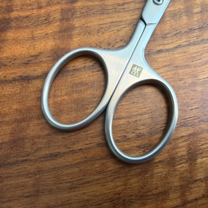 Die Löcher für Finger an der Zwilling Twinox Kombi.