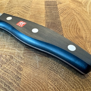 Griff des ZwillingTwin-Pollux-Brotmesser