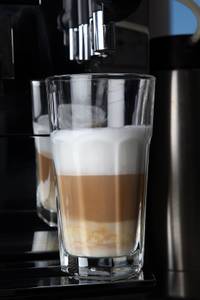 kaffeevollautomat-latte-macchiato