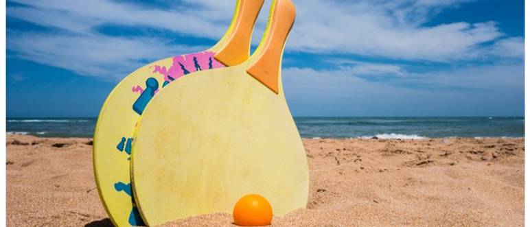 beachball kellen im sand