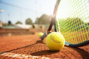 tenniscchlaeger-fortgeschrittene